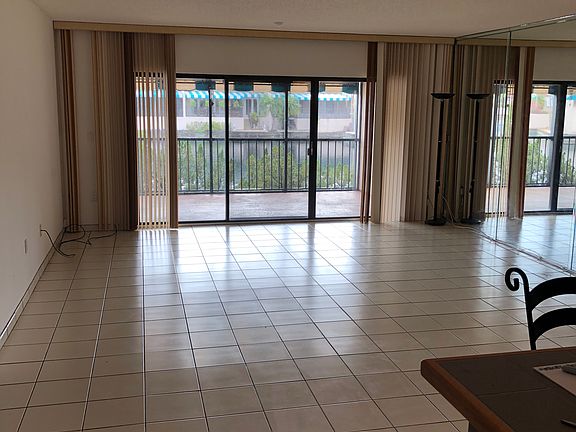3rd image of 14823 Breckness Pl #14823