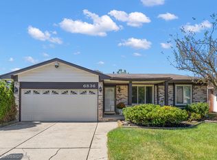 6836 Brookshire Dr, Canton, MI 48187