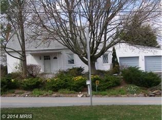 881 Pine Grove Rd, Hanover, PA 17331