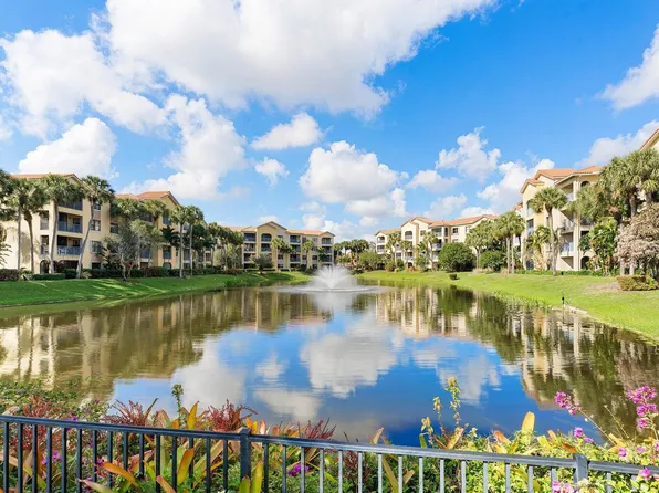 700 Uno Lago Dr APT 303, Juno Beach, FL 33408