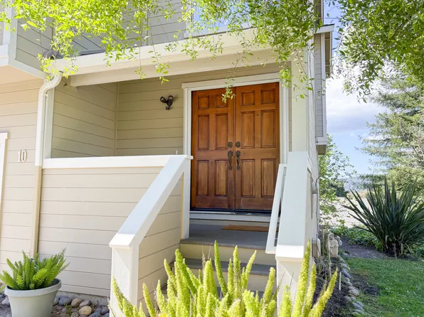 10 Horseshoe Ct, Scotts Valley, CA 95066