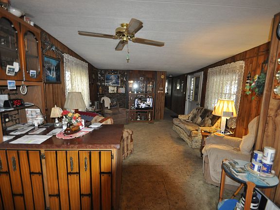 3rd image of 524 Forest Blvd