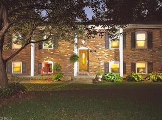 9150 Sand Run Cir NW, Clinton, OH 44216