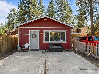 918 W Aeroplane Blvd, Big Bear City, CA, 92314