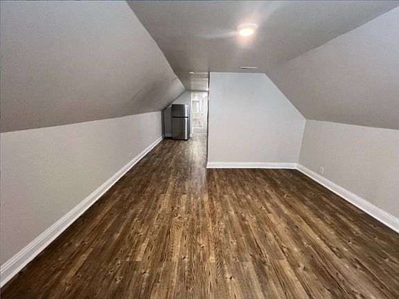 5th image of 8208 S Shore Dr Unit 3