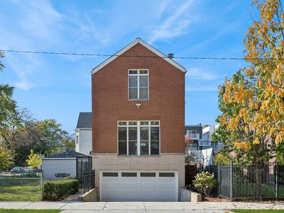 1702 N Maplewood Ave, Chicago, IL, 60647