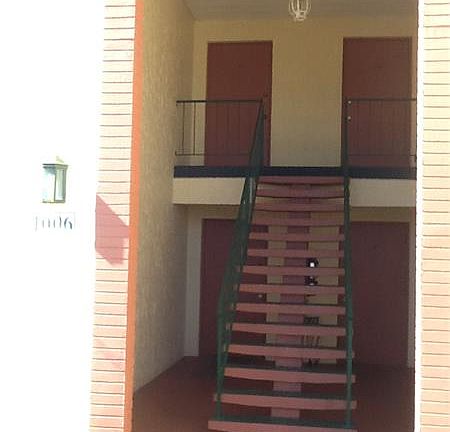 3rd image of 1006 Plantation Dr APT F10