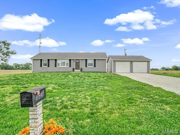 6847 Griggs Rd, Red Bud, IL 62278