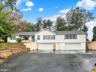 317 Hillcrest Dr, New Cumberland, PA, 17070