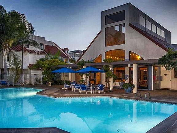 2nd image of 701 Kettner Blvd Unit 35