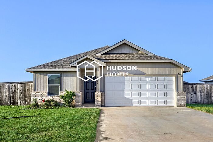 1st image of 7031 Phoenix Dr