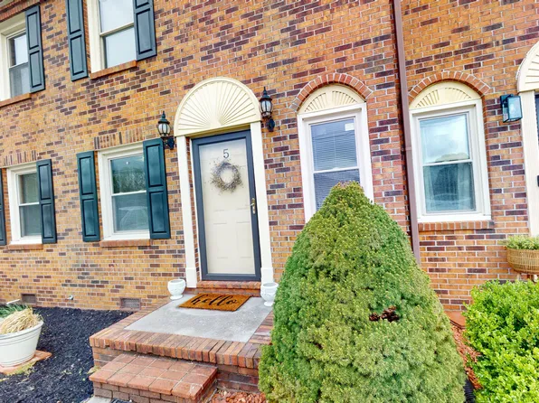 103 Mayfield Dr APT 5, Elizabethton, TN 37643