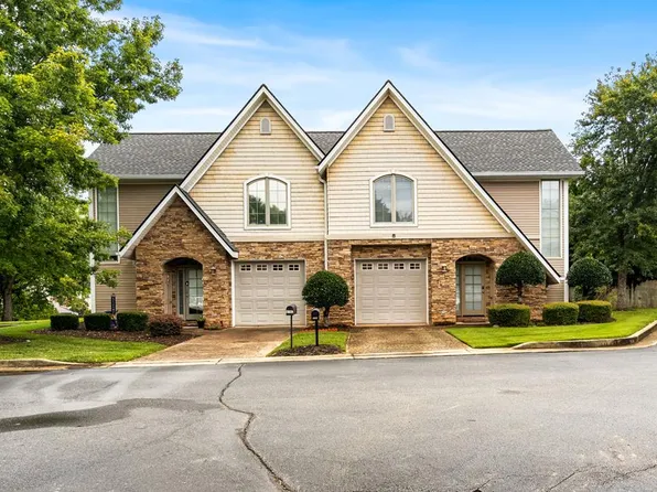 416D Oakmont Dr, Hiawassee, GA 30546