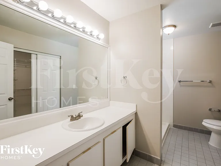 3232 NW 121st Ave — Photo 9