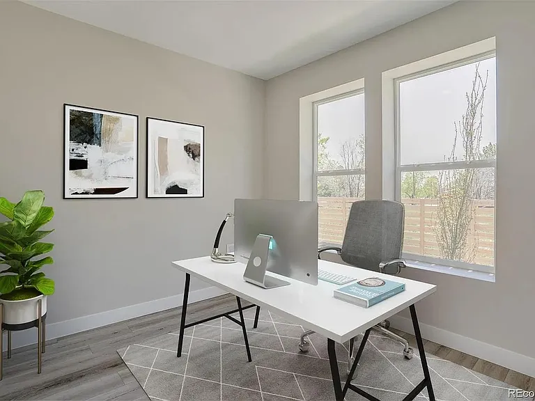 6009 Benton St — Photo 16