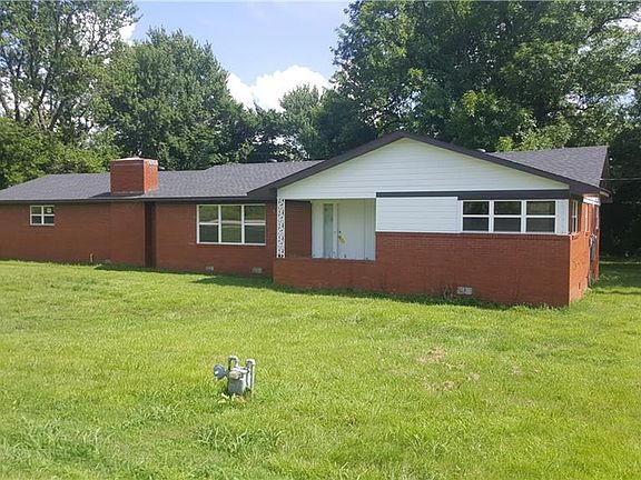 2nd image of 5373 W Wedington Dr