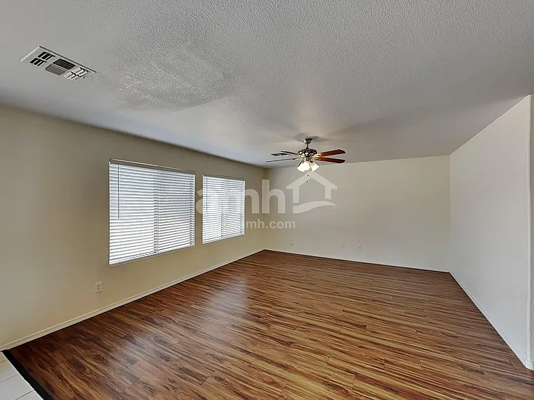16020 W Morning Glory St — Photo 5