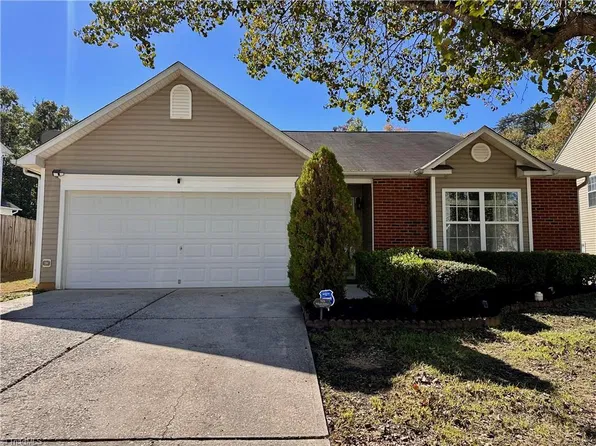 4431 Garden Club St, High Point, NC 27265