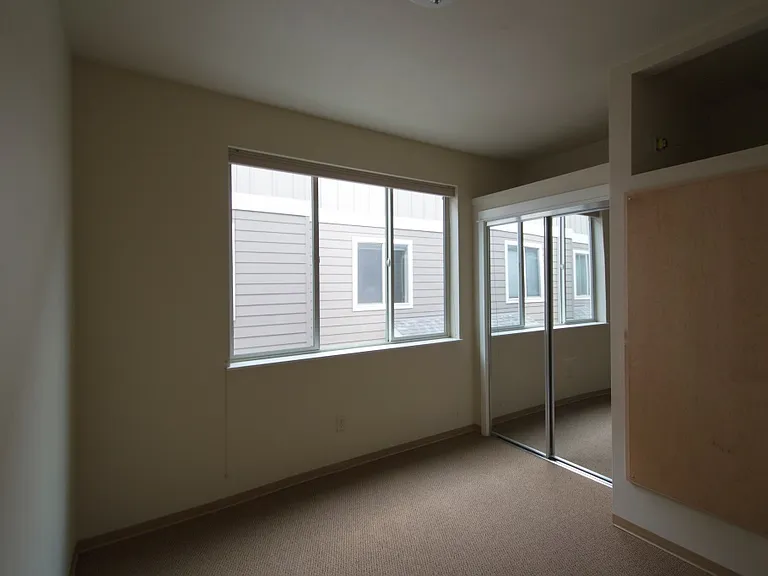 648 E 17th Ave #1-20 — Photo 10