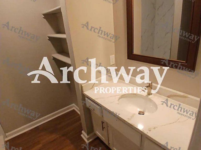 1267 N Petzold Dr #B — Photo 7