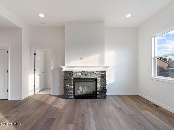 5th image of 1184 W Walson Ct