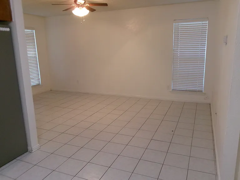 3454 Stanley Ave — Photo 6