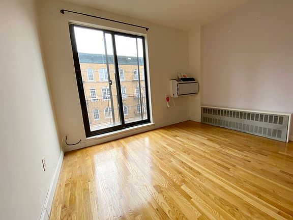 4th image of 315 E 91st St Suite 5