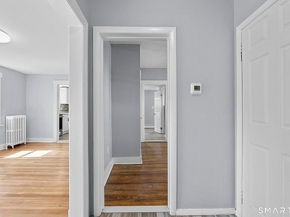 4th image of 192 Rhodes Street