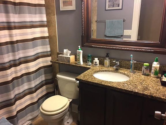 5th image of 2600 Bayside Dr Unit 5