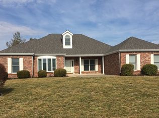 635 Glen Smt, Saint Charles, MO 63304