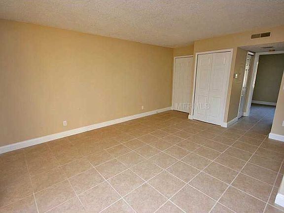 3rd image of 8813 Crestview Dr APT A