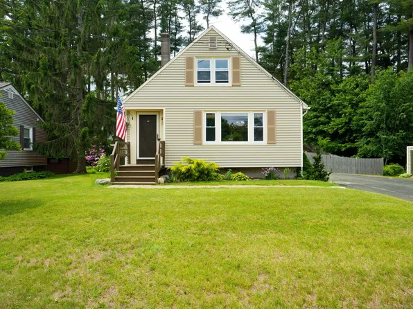 15 Riverview Drive, Brunswick, ME 04011