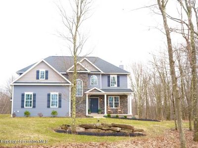 424 Summit Woods Rd, Roaring Brook Twp, PA, 18444