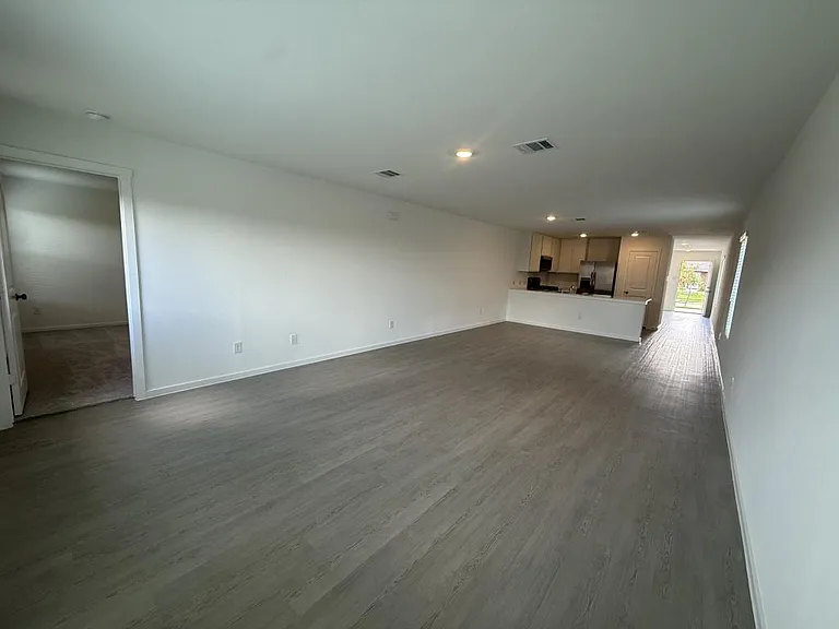 2524 Guineas Ln — Photo 6