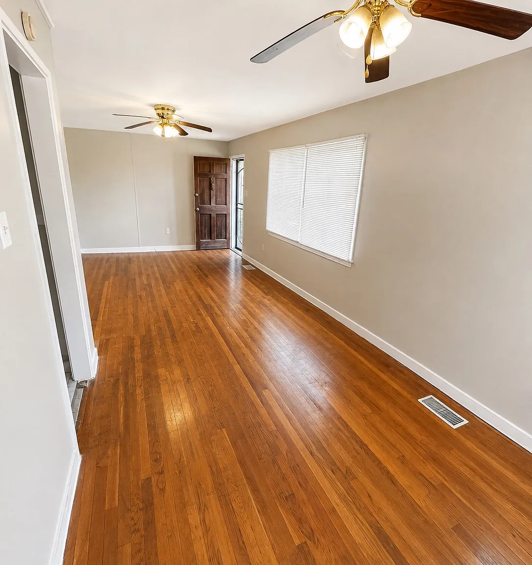 3 bed, 1032 sqft, $950 — Photo 3