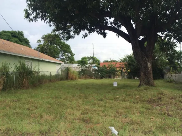 1124 22nd St, West Palm Beach, FL 33407