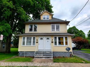 120 E Broad St APT 3, East Stroudsburg, PA