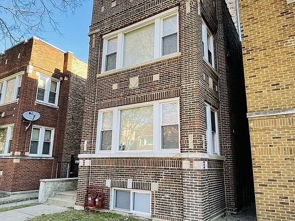2nd image of 7251 S King Dr