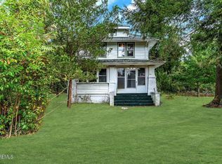 53 Estelle Ln, Howell, NJ 07731