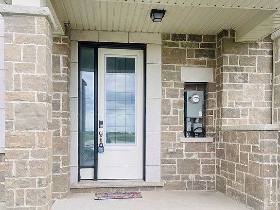 4th image of 1853 Thames Cir