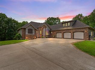 320 West Ridgecrest Drive, Fair Grove, MO 65648