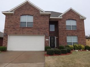 1311 Calvert Dr, Cedar Hill, TX 75104