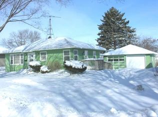 409 Pine St, Osage, IA 50461