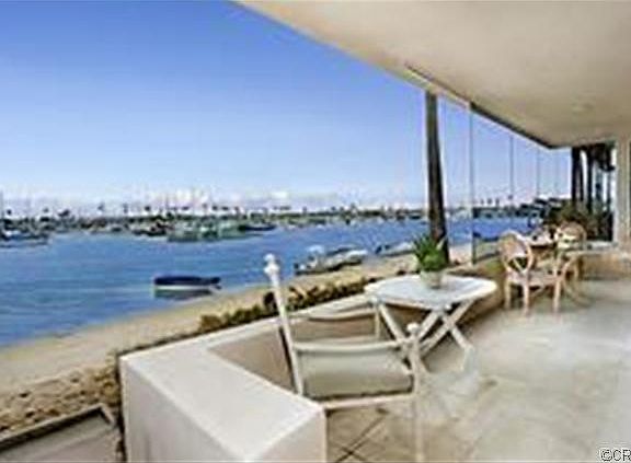3rd image of 445 Via Lido Soud APT A