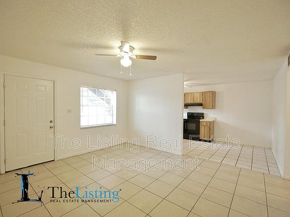 5th image of 900 N Bay St #6