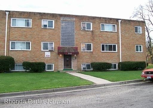 1st image of 910 Cherry Dr APT 6
