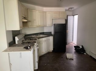 69 Thompson St #3E, Staten Island, NY 10304