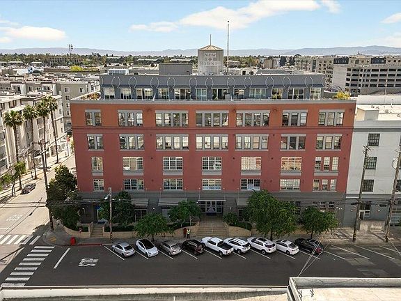 3rd image of 201 4th St APT 601