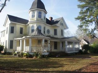 399 7th Ave NE, Dawson, GA 39842