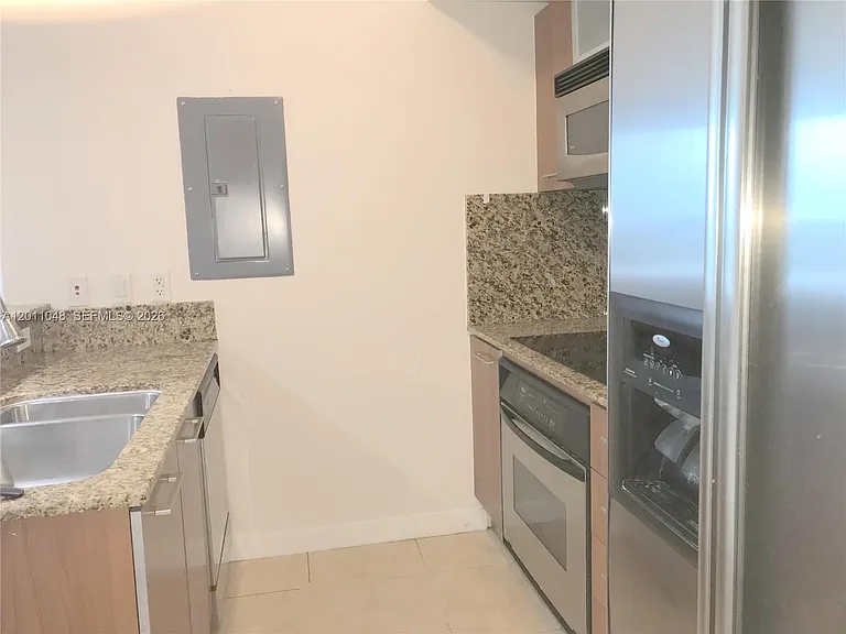 9055 SW 73rd Ct #1903 — Photo 12